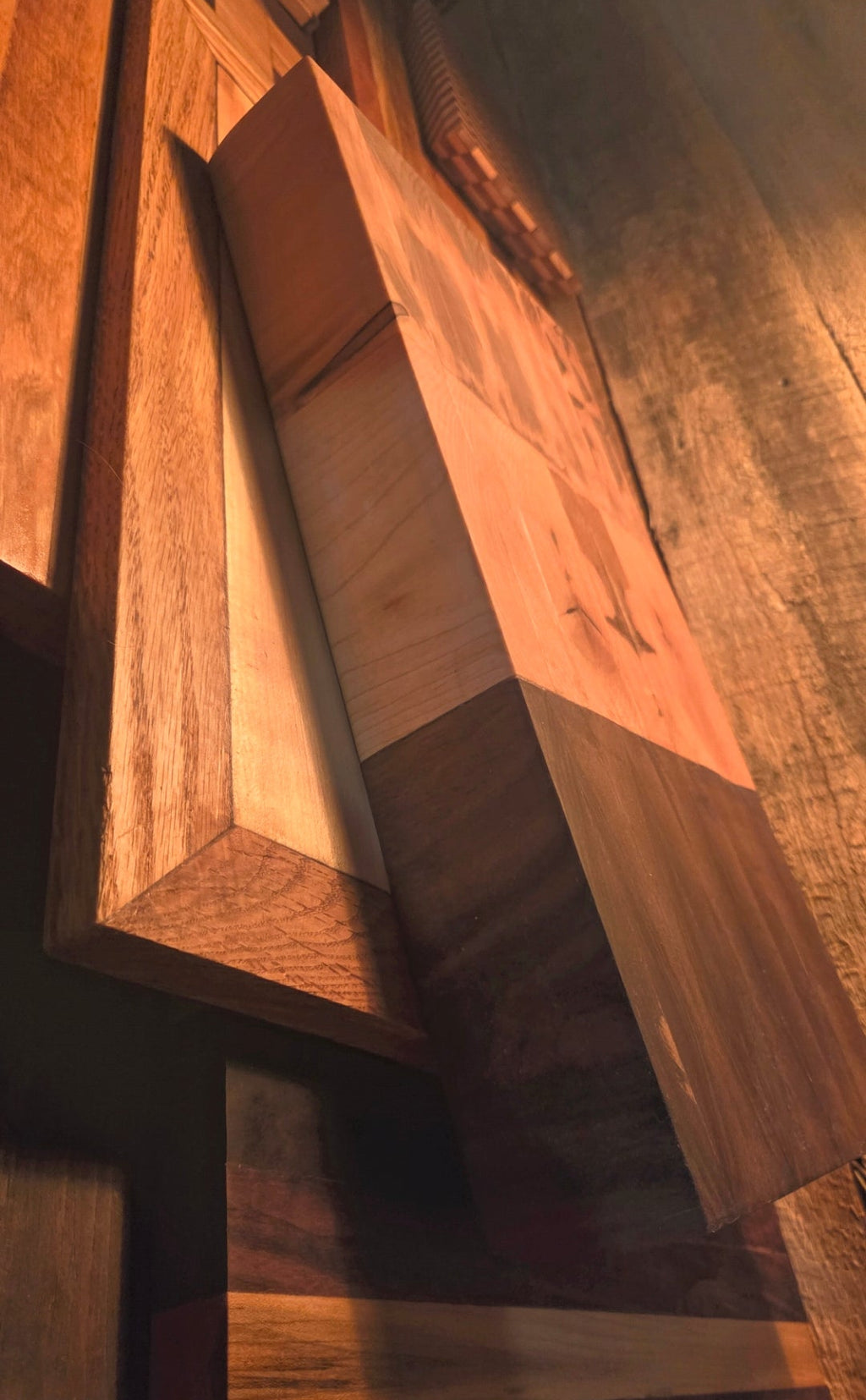 Mo Builds — The Workhorse | Dual Maple & Walnut End Grain Butcher Block