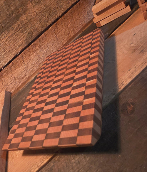 Mo Builds — The Mini Mega | End Grain Cherry & Walnut Block